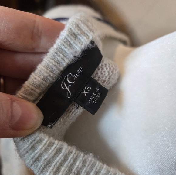 J.Crew Wool/Nylon Tipped Raglan Sweater Grey - Picture 7 of 8